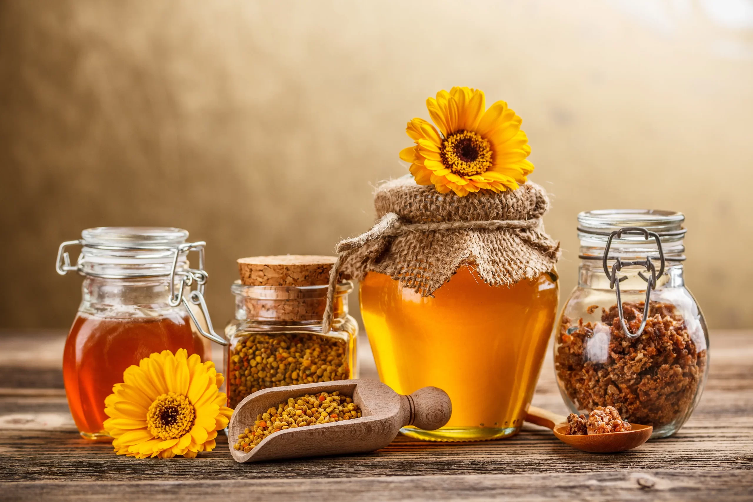 Honey pack for glowing skin